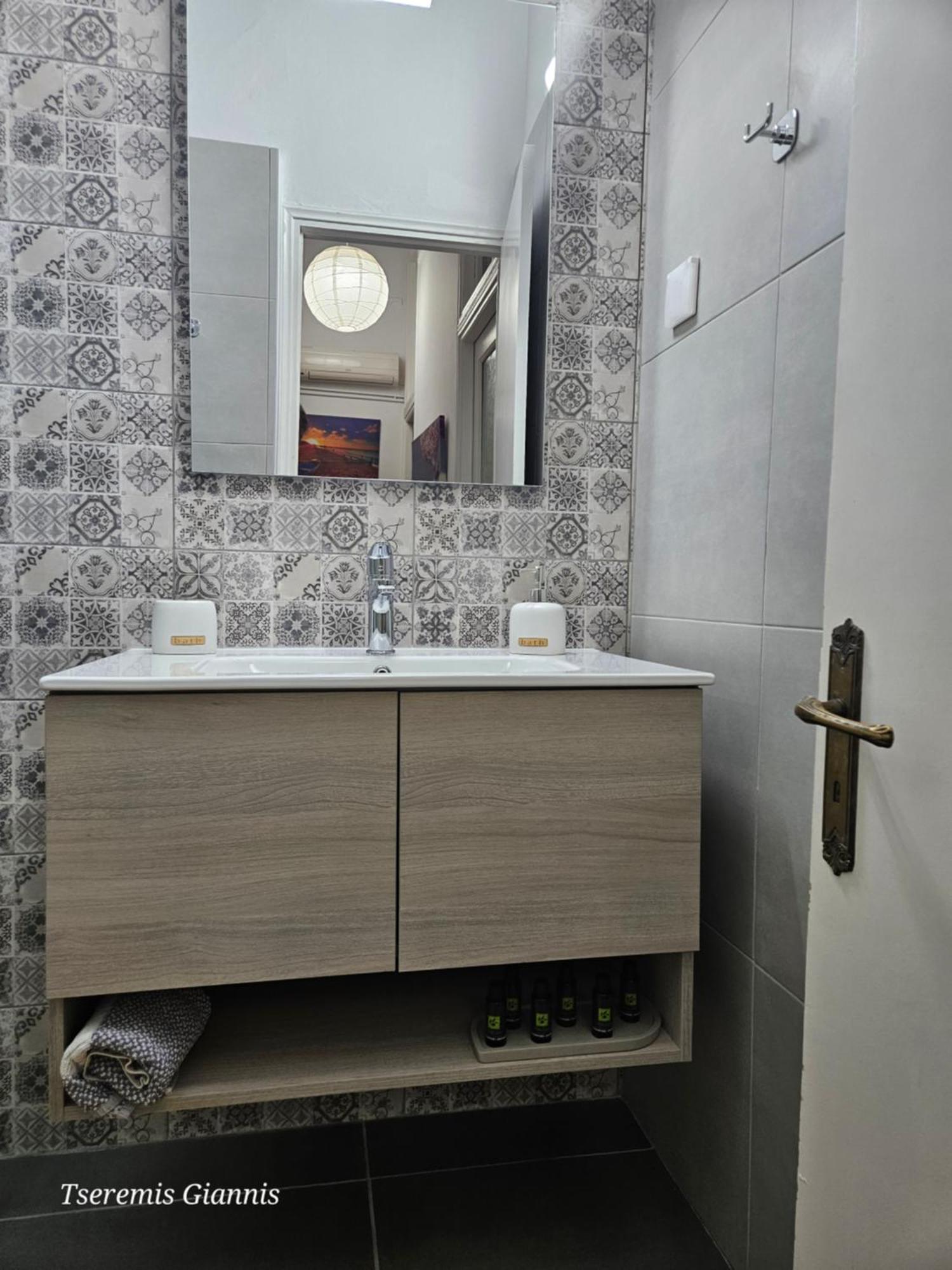 Dinos Apartment Στην Παλιά Πόλη Κέρκυρα Corfu Corfu  Екстериор снимка